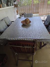 Tavolo in legno massiccio da terrazza esterna