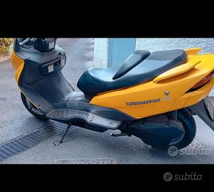 Suzuki Burgman 150 - 2004