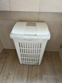 Cestino portabiancheria con sacco elastico