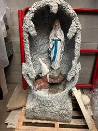 Statua Madonna con grotta