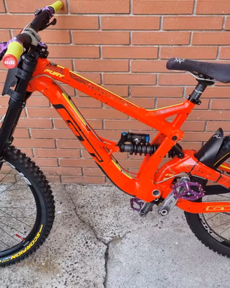 Bici downhill gt fury elite anno 2016 taglia M