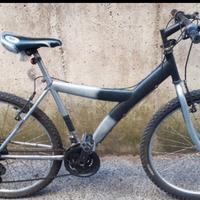 biciMTB unisex perfetta freni gomme e cambio nuov