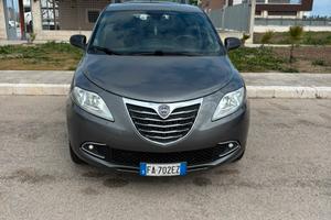 Lancia ypsilon metano ecochic