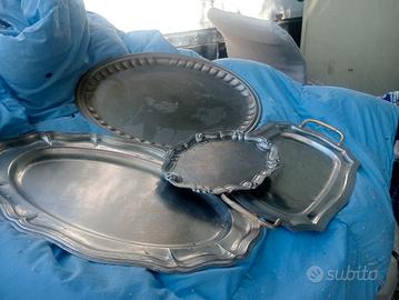 4 Vassoi in acciaio inox di varie misure 