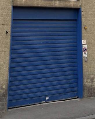 Box / Garage di 37 m² a Firenze