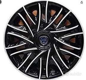 n.4 Coppe Ruota Borchie Lancia Ypsilon 2018
