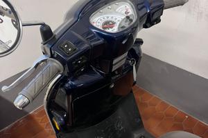 Moto KYMCO 200