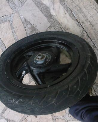 PIaggio velofax uso manutenzione ricambi zip ruota