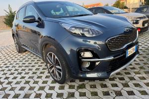 KIA SPORTAGE 1.6 diesel + gancio traino a scompars