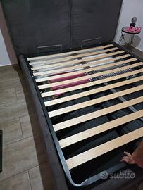 letto cassettone in velluto