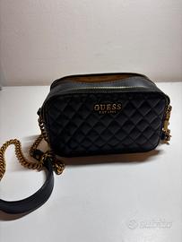 Borsa Guess con tracolla