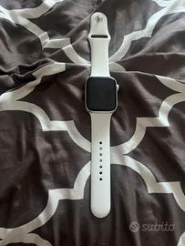 Apple watch series 6 (GPS) + base ricarica