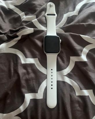 Apple watch series 6 (GPS) + base ricarica
