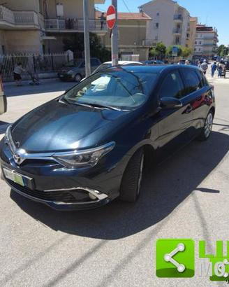 TOYOTA Auris lounge