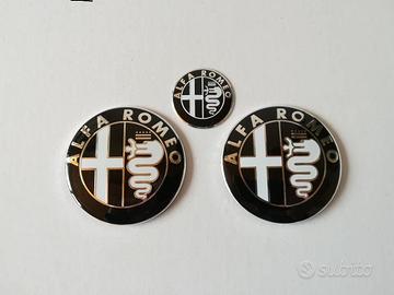 stemma logo griglia anteriore + posteriore alfa romeo giulia stelvio gtam  nero