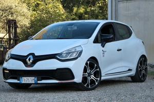 Renault Clio RS Trophy 220cv