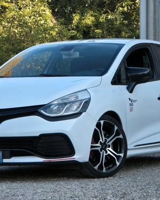 Renault Clio RS Trophy 220cv