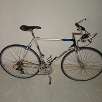 Bici da corsa concorde e Aquila