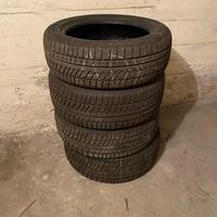 Pneumatici Invernali Continental 235 55 R19