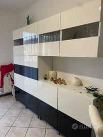 credenza IKEA MODERNA