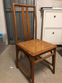 Sedie e tavolo in cristallo