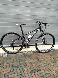Mountain bike CUBE 28