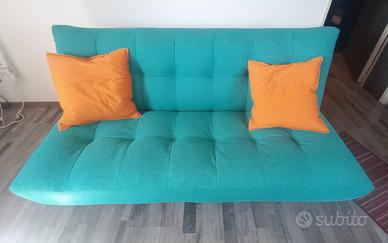 Divano letto azzurro