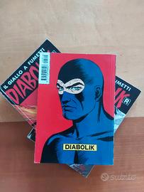3 fumetti Diabolik R
502 514 515 in perfetto stato