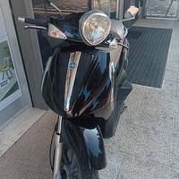 Piaggio Beverly 300 Tourer i.e