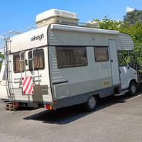 Camper mansardato