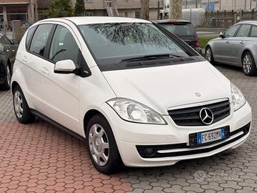 Mercedes-benz A 160 CDI BlueEFFICIENCY Style
