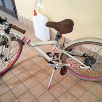 Bicicletta ragazza Decathlon buono stato