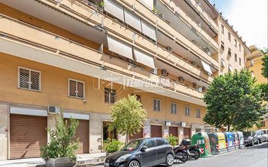 APPARTAMENTO CON BALCONE
