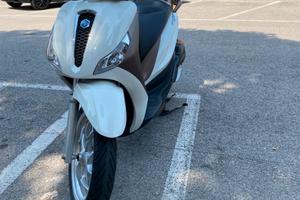 Piaggio Medley 125  ABSAnno  2020