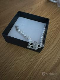 Bracciale di perle con saturnino argento