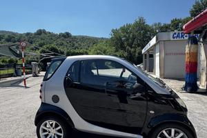 **Smart Fortwo 700 Benzina – Anno 2006 – €3.200**