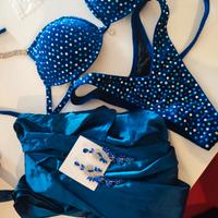 Bikini costume da gara competizione con accessori 