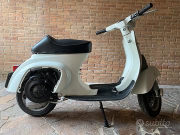 Piaggio - Vespa 50 Special