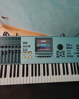 Yamaha Motif XS6