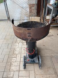 Piccolo barbecue a ruote