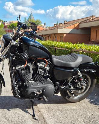 Harley Davidson Sportster 883 R