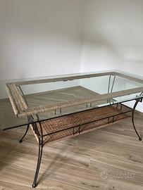 Tavolo in vetro, ferro battuto e juta