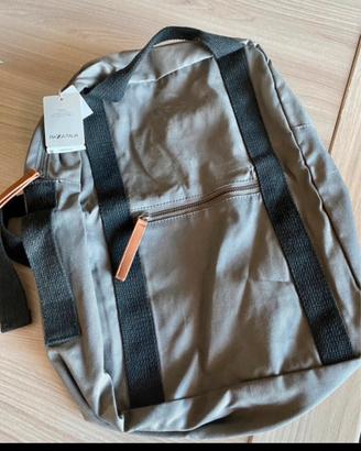 Zaino unisex nuovo con cartellino