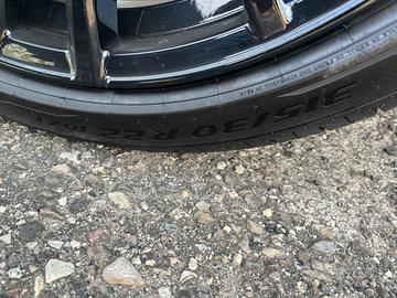 N 1 Pneumatico 315 /30/22 107 Y