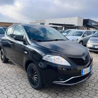 Lancia Ypsilon 1.2 69 CV 5 porte S&S Black and Noi