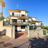 Porzione di villa - Aci Catena