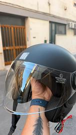 Casco jet