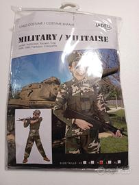 vestito di carnevale militare