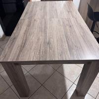 Tavolo 6 posti allungabile a 8 posti