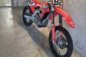 Honda CRF 250 - 2023